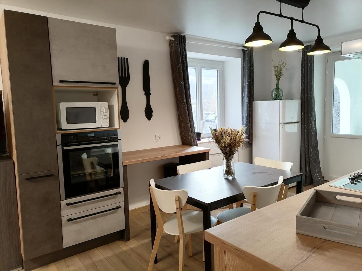 Aux d'Estaing Croisés, Gîte de montagne accessible à tous Exterior foto